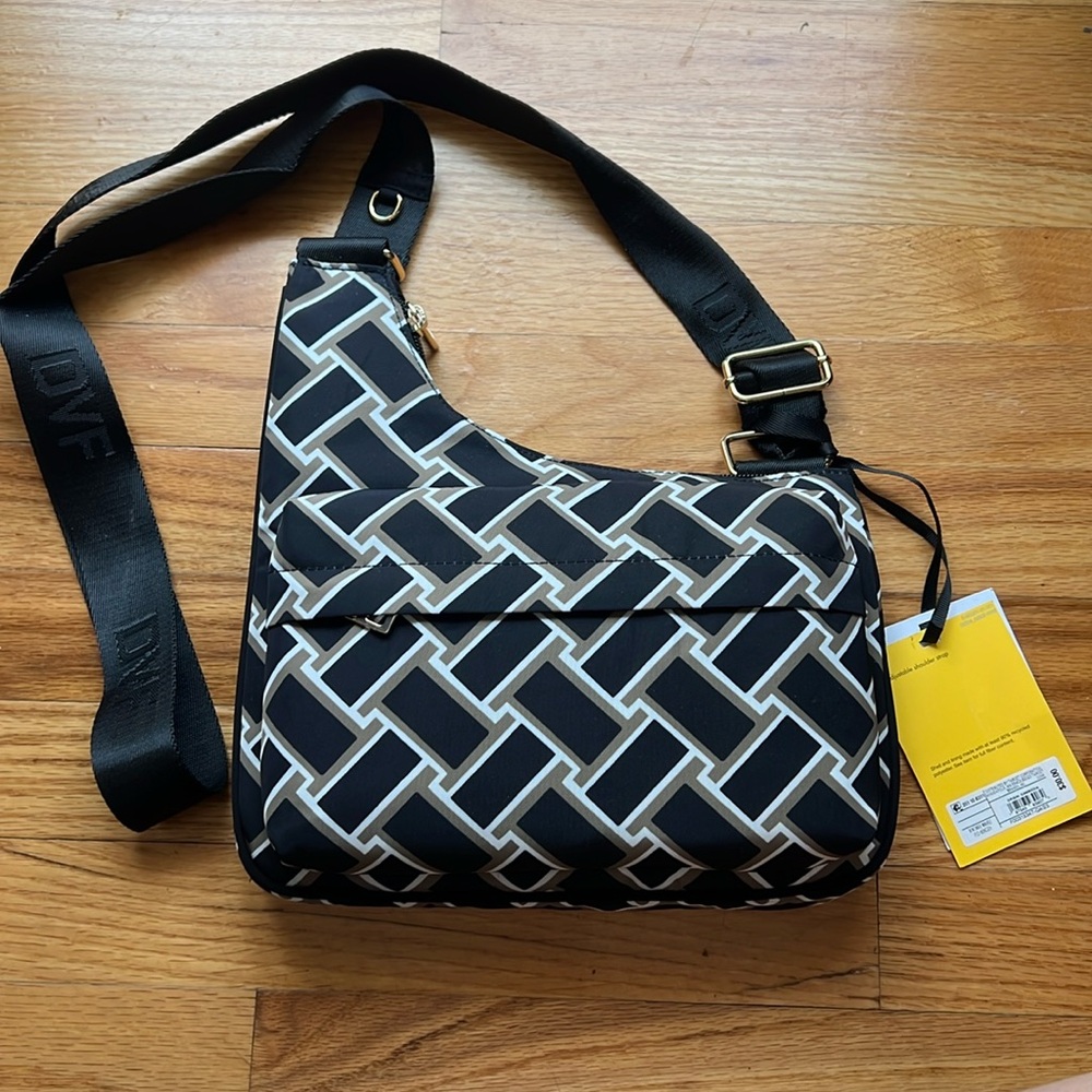 Vintage Weave Neutral Utility
Crossbody Bag - DVF for Target